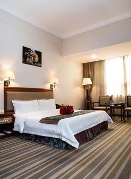 New Plum Garden Seasons Hotel - Shenzhen Zhucun  외부 사진