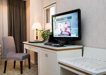 New Plum Garden Seasons Hotel - Shenzhen Zhucun  외부 사진